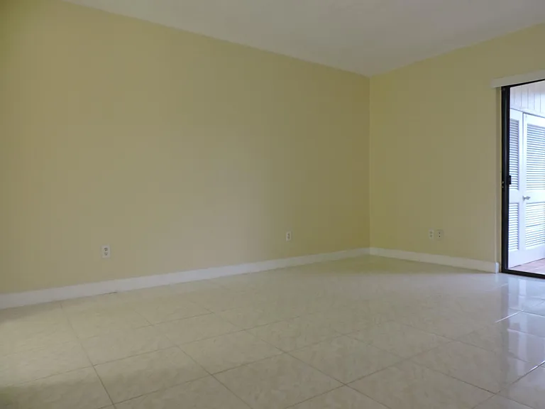 166 Sparrow Dr #2B — Photo 17