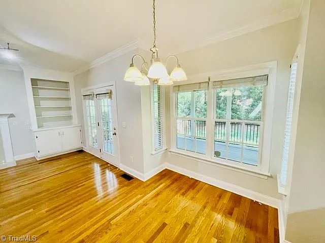 104 Castleton Pl — Photo 9