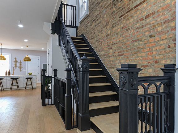 5th image of 4910 S Washington Park Ct