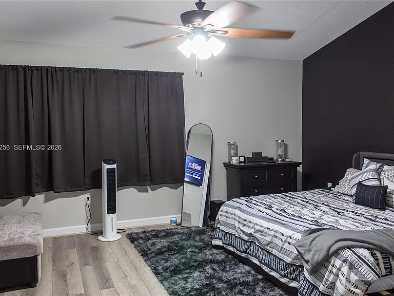 7645 NW 38th Ct — Photo 14