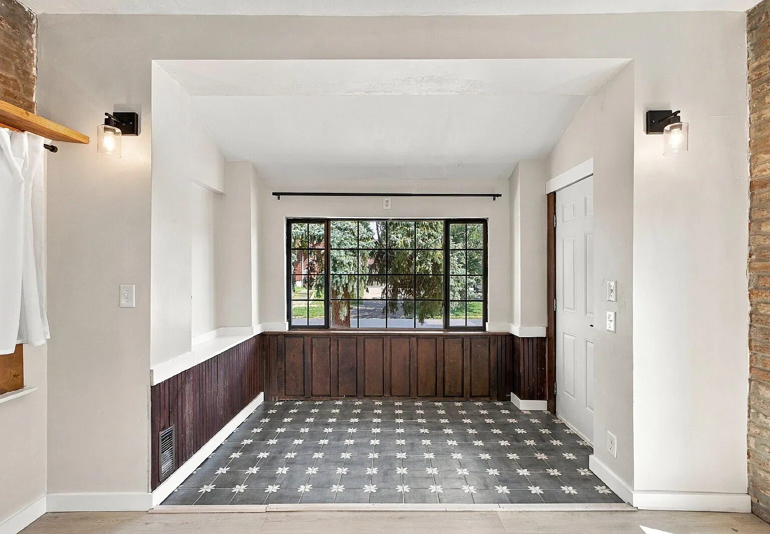 1 bed, 1.0 bath, 898 sqft, $1,800 — Photo 4