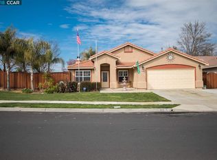 393 Claremont Dr, Brentwood, CA