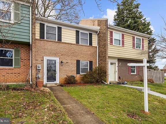 4th image of 47 Vienna Ct