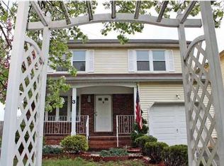 3 Ned Ct, Sewaren, NJ 07077