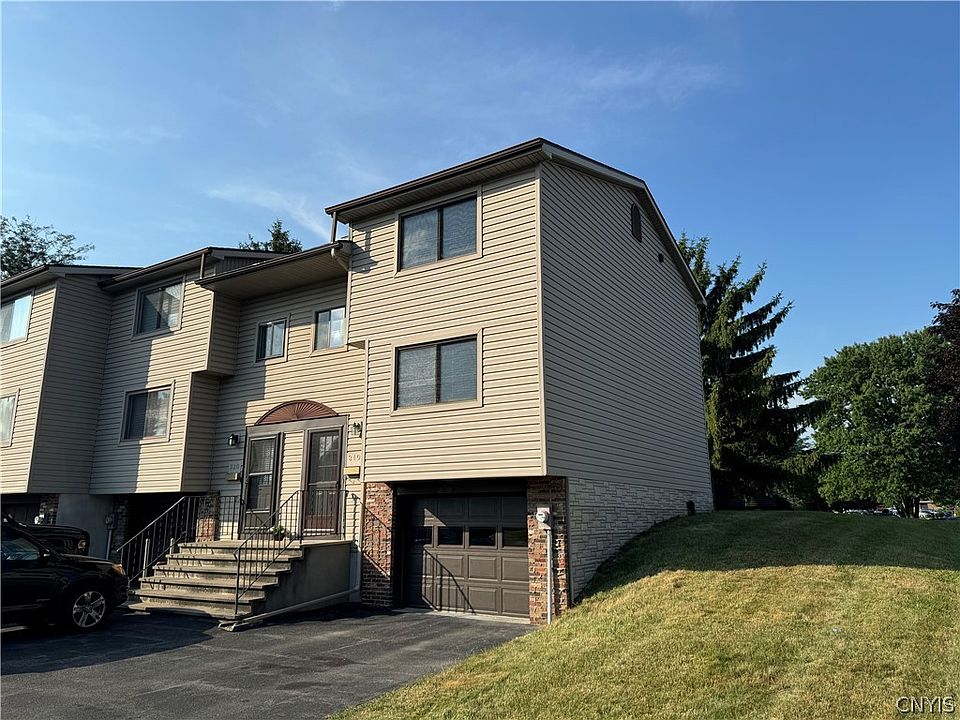 1st image of 319 Cameco Cir