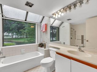 9420 Chelsea Drive S, Plantation, FL 33324