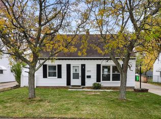 26430 Drakefield Ave, Euclid, OH 44132