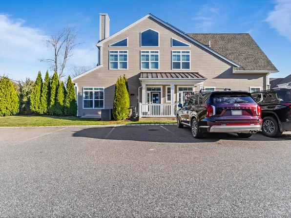 13 Silver Spruce Way #13, Smithtown, NY 11787