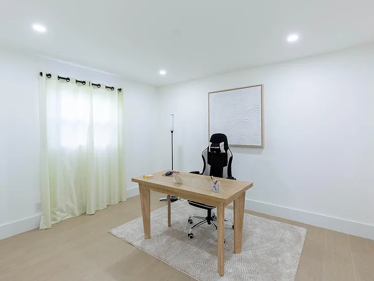 2281 Seaford Dr — Photo 19