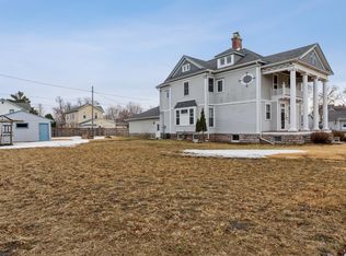 714 1st Ave, Vinton, IA 52349