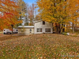 11721 State Rd, Nunica, MI 49448