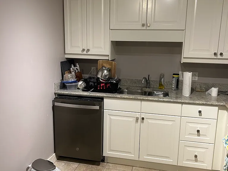 537 4th Ave N #505 — Photo 3