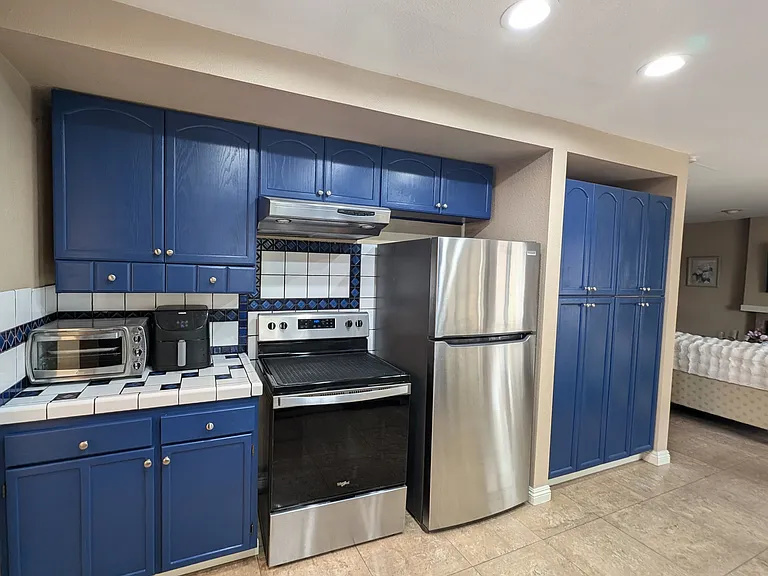 20440 Huntcliff Ln — Photo 18