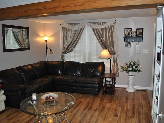 3rd image of 8689 Glencanyon Dr