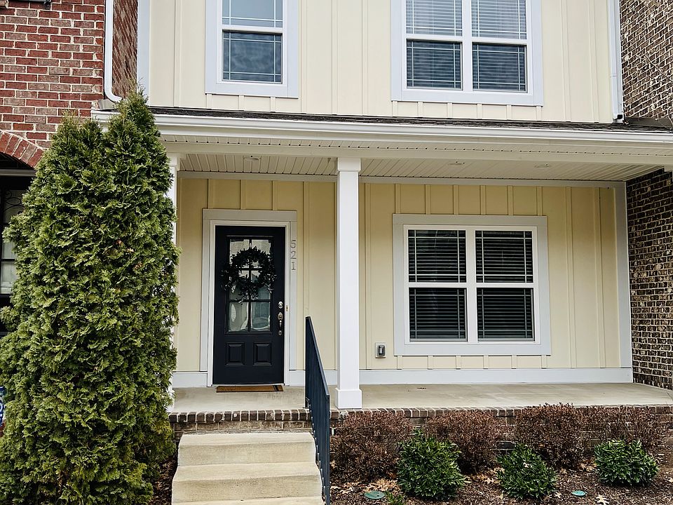 1st image of 521 Vintage Green Ln