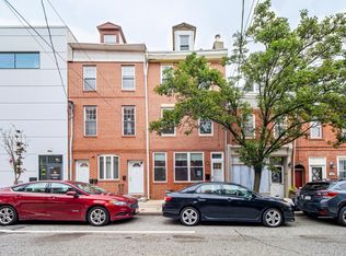 161 Brown St, Philadelphia, PA 19123