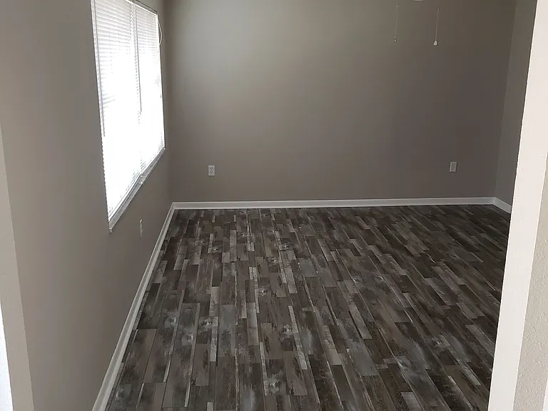 316 Heather Ave — Photo 3