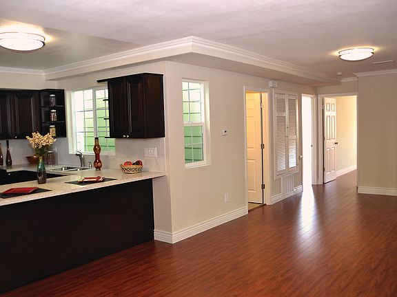 5th image of 1634 Palou Ave