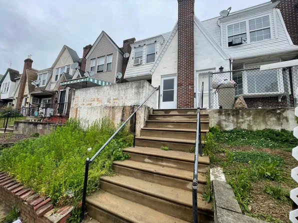 4759 Vista St, Philadelphia, PA 19136