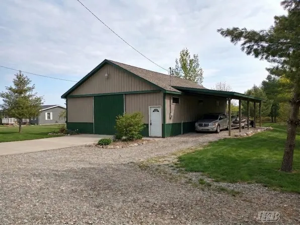 2735 Sugar River Rd, Gladwin, MI 48624