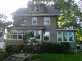 11 John F Kennedy Dr S, Bloomfield, NJ 07003
