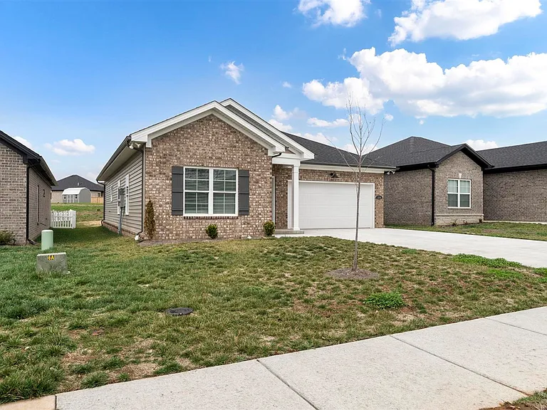 1156 Shallowford St — Photo 15