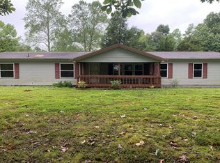 8571 S Riddle Rd, Leavenworth, IN 47137