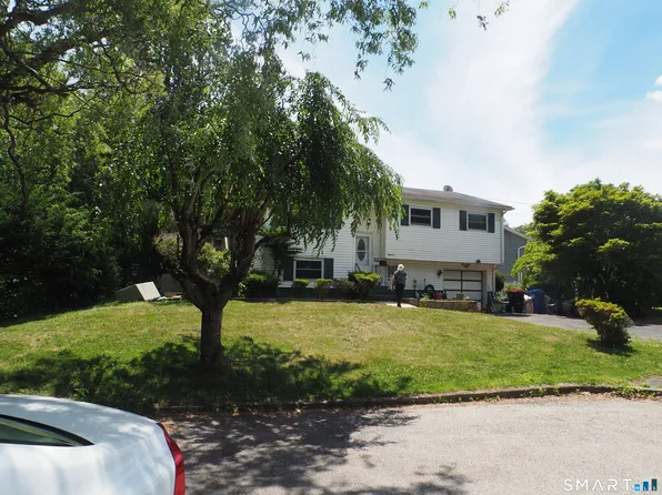 18 Country Club Road, Norwalk, CT 06851