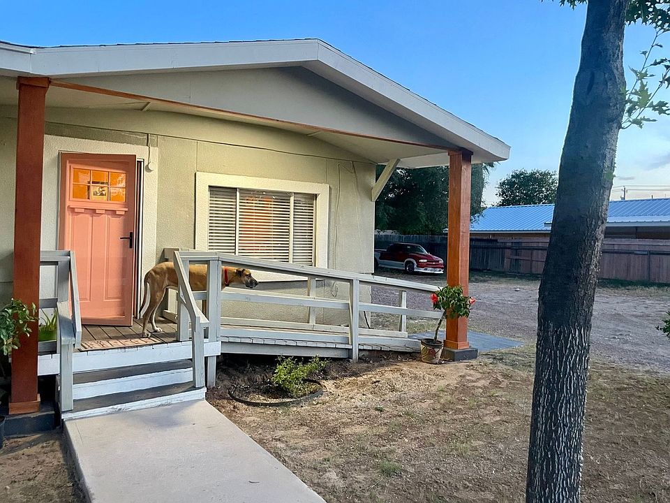 1st image of 419 E San Pedro St