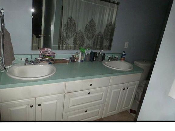 5th image of 14 Peter Pan Ln