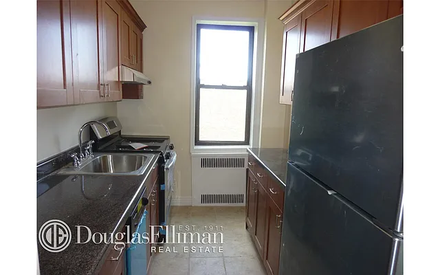 Sold by Douglas Elliman | media 13