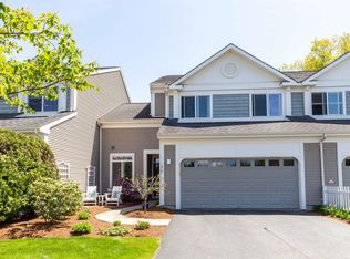 74 Woodthrush Cir, South Burlington, VT 05403