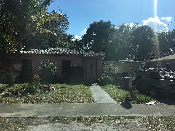 4th image of 2270 NW 154th St
