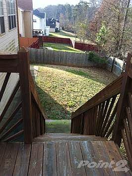 Travellers Trl Fenced Backyard