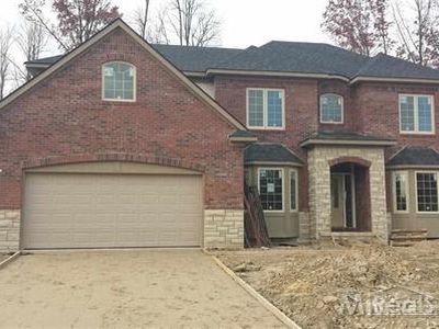 1724 Oak Forest Dr E, Troy, MI, 48085