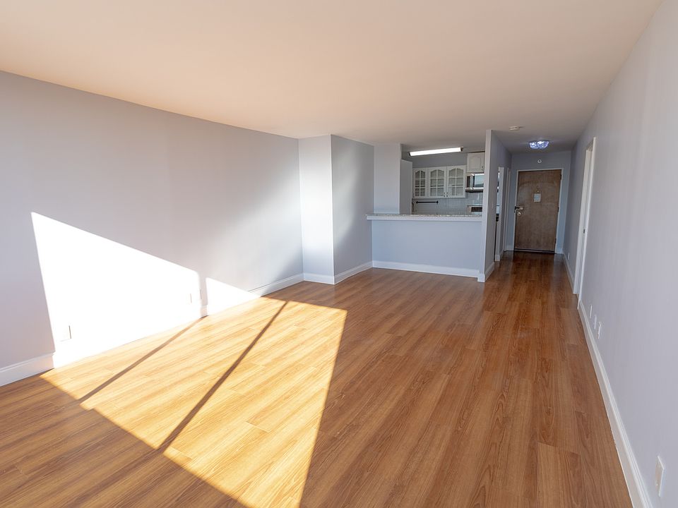 1st image of 770 Anderson Ave APT 21C