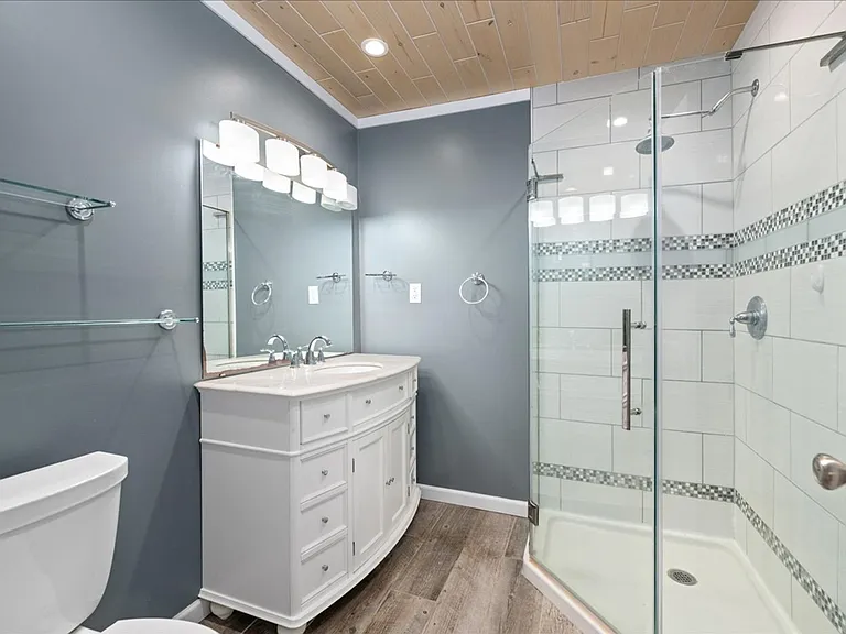 10 James Dr — Photo 14
