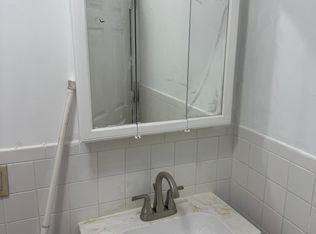 400 Adams St APT 2F, Hoboken, NJ 07030