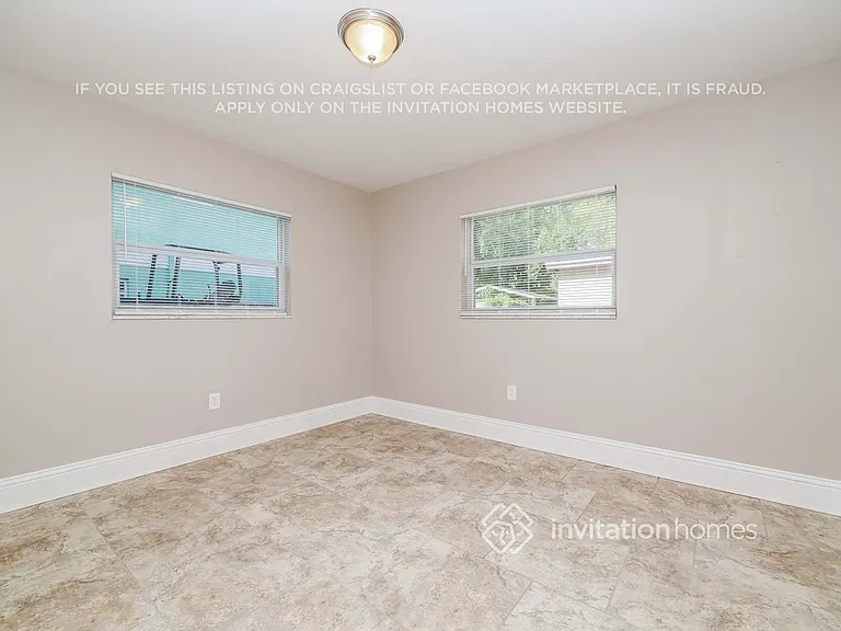 3704 N Clearfield Ave — Photo 12