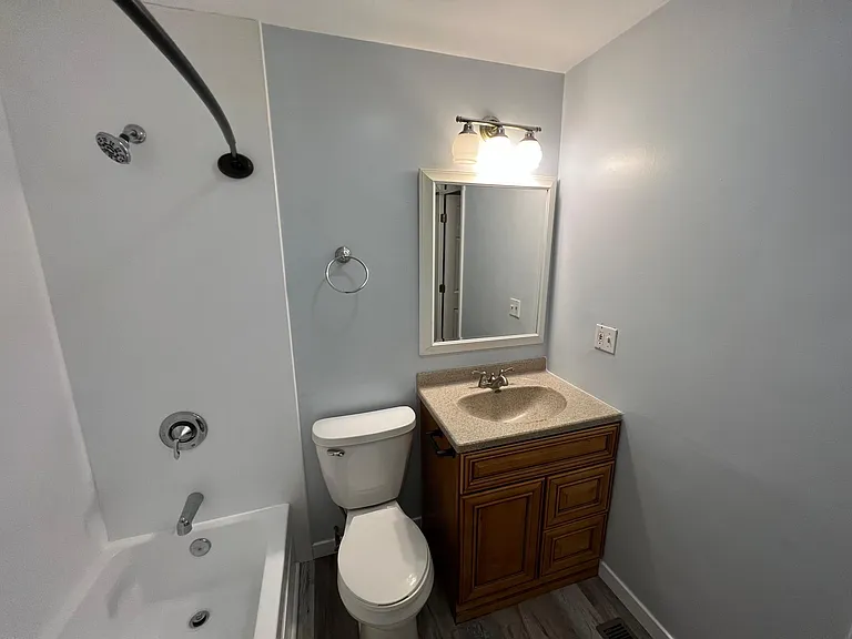 2418 Sheridan Dr — Photo 28