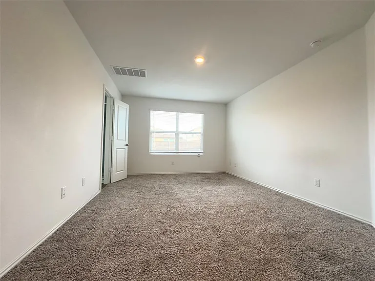 104 Milliner Loop — Photo 9