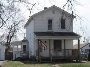 1222 Lincoln Ave, Rochelle, IL 61068