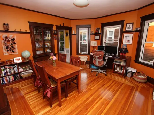 209 Summer St #3, Somerville, MA 02143