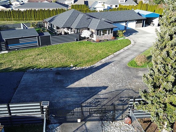 2nd image of 500 Briza Lane