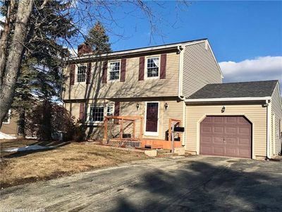 76 Hillcrest Dr, Brewer, ME, 04412