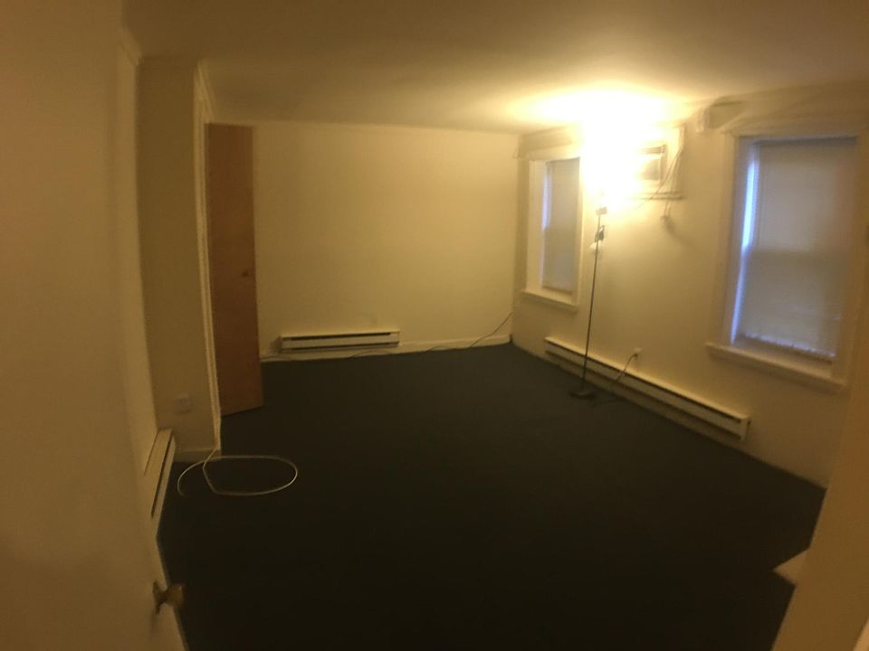 Building Photo 3