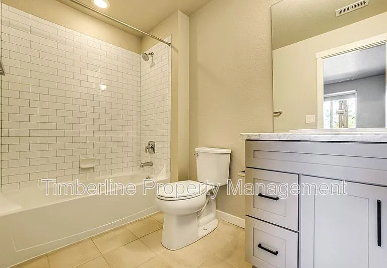7359 Hunter Jumper Dr — Photo 45