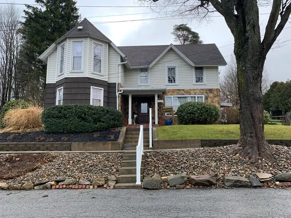 202 Hill St, Reynoldsville, PA 15851