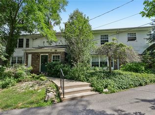 6985 Carriage Hill Dr APT 204, Brecksville, OH 44141