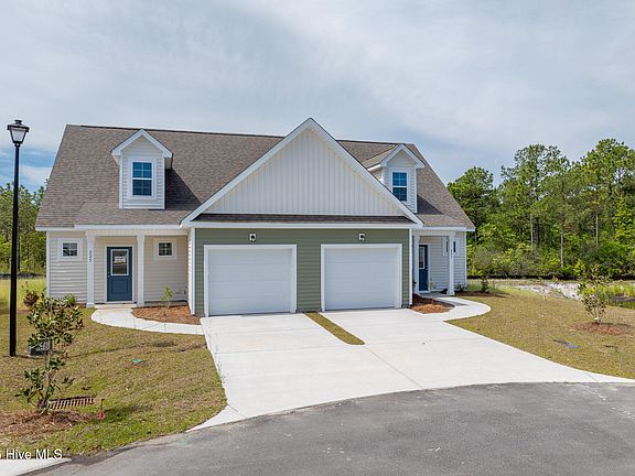 3rd image of 225 Sandpiper Place